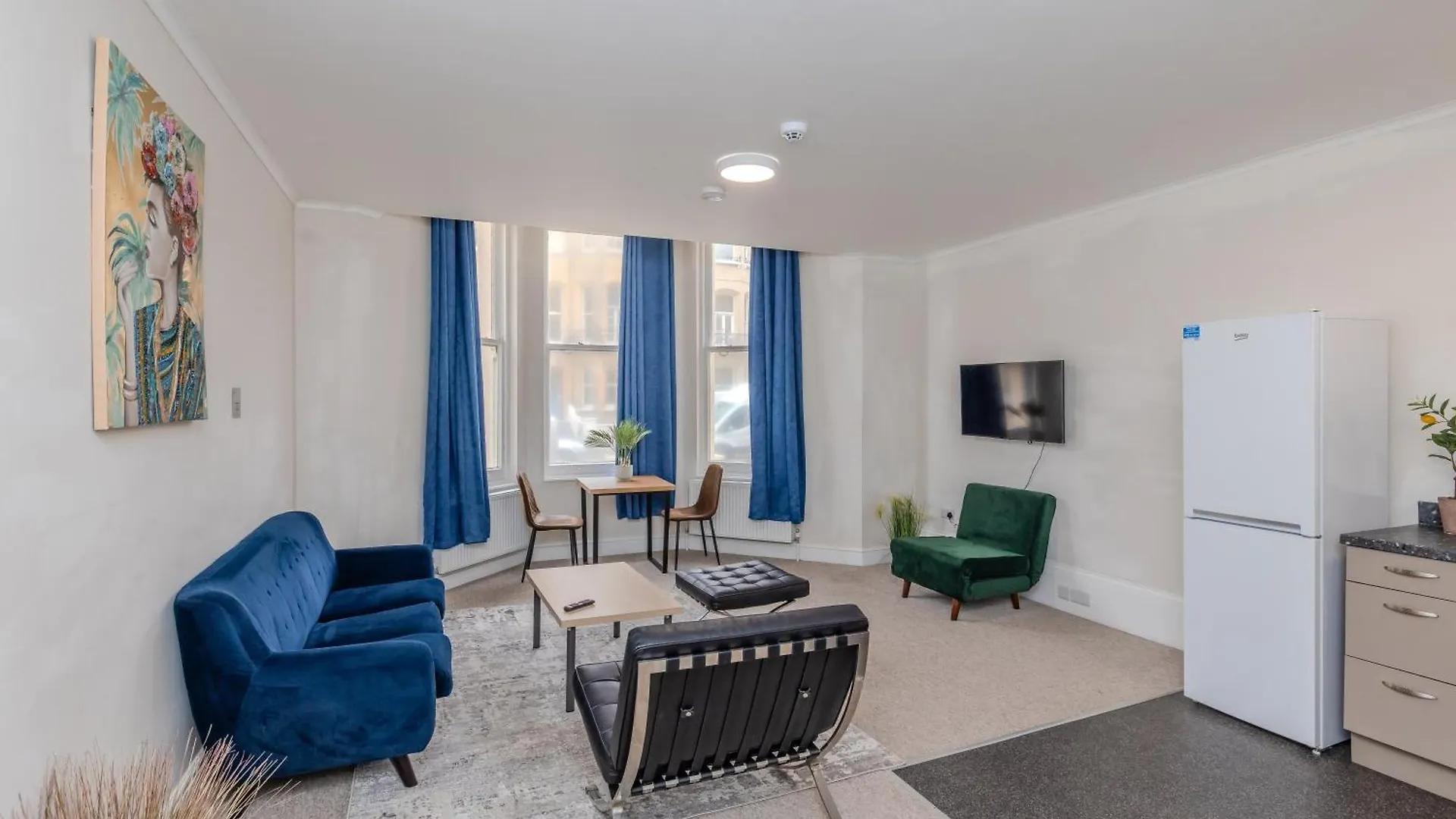 Spacious 2 Bedroom Flat Next To Brighton Beach Sleep 6 Guests Rft United Kingdom