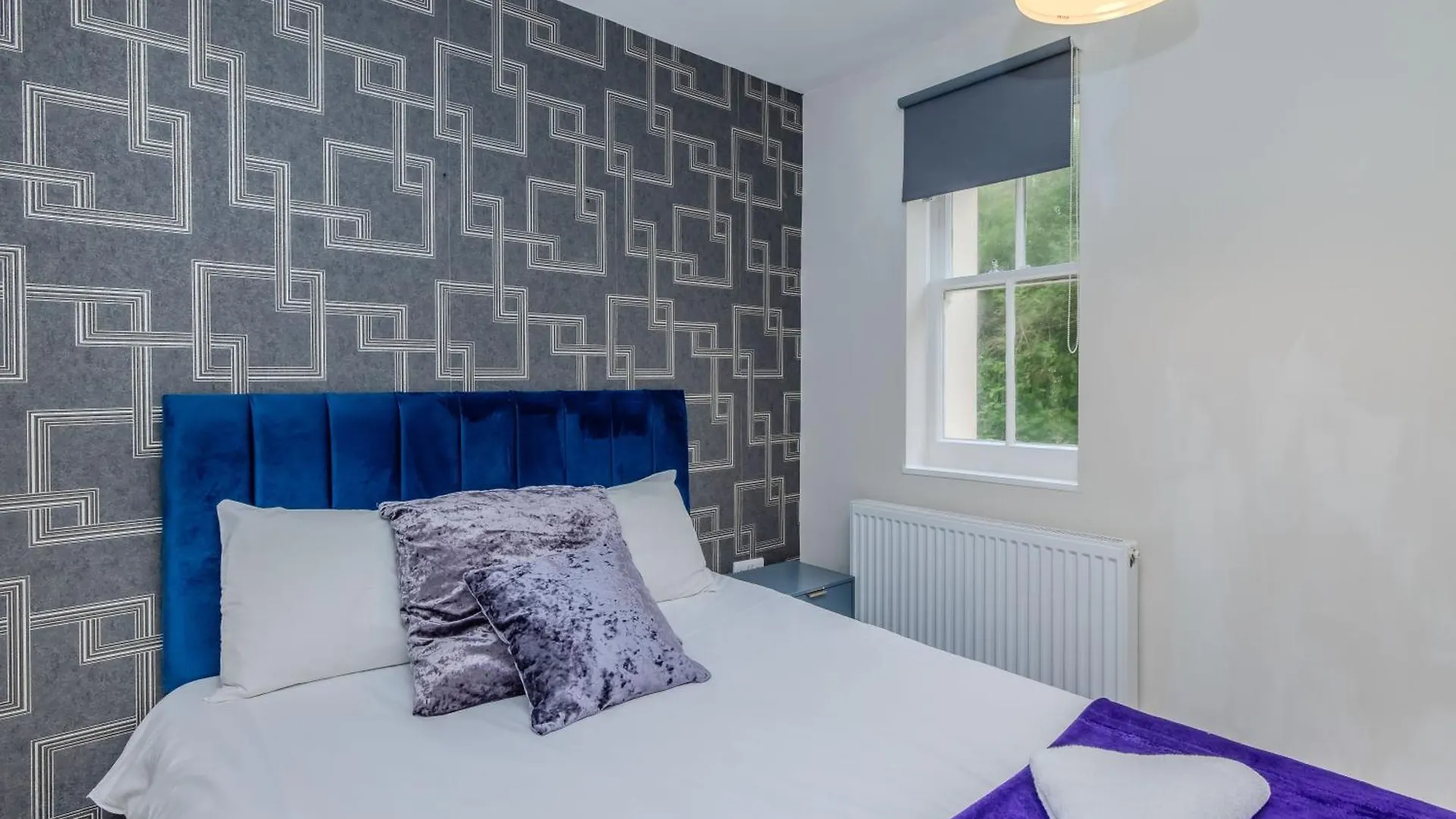 Spacious 2 Bedroom Flat Next To Brighton Beach Sleep 6 Guests Rft