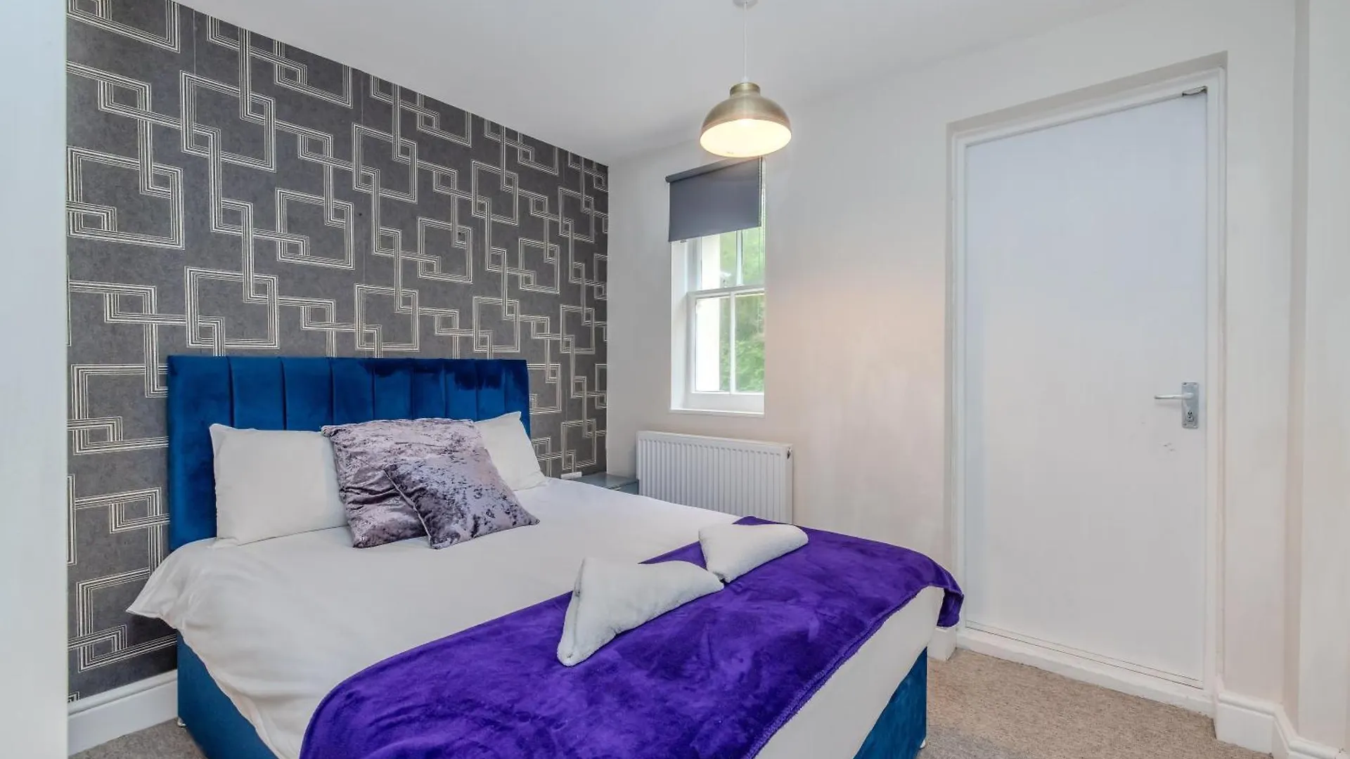Spacious 2 Bedroom Flat Next To Brighton Beach Sleep 6 Guests Rft