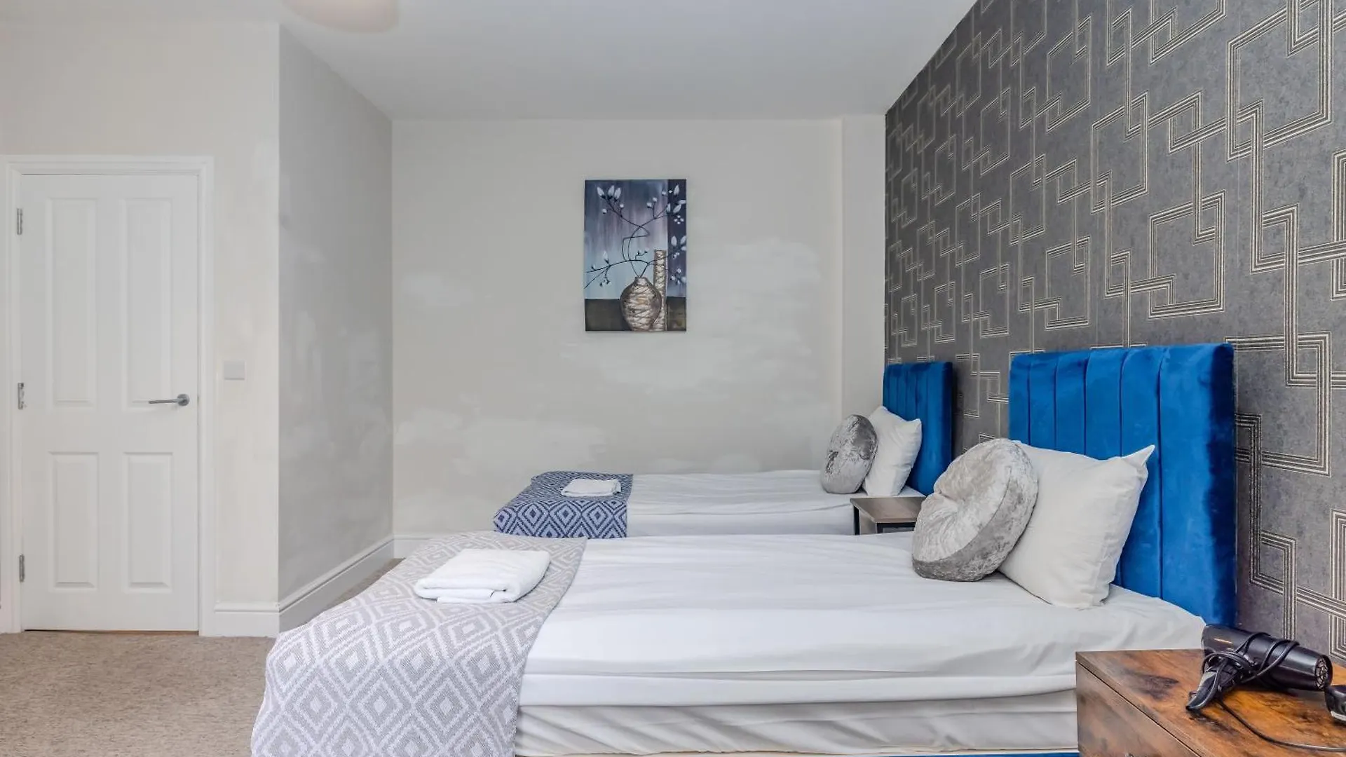 Spacious 2 Bedroom Flat Next To Brighton Beach Sleep 6 Guests Rft Apartment